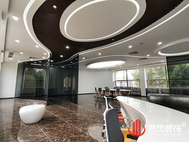 ����װ����ƹ�˾