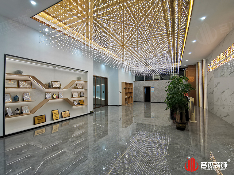 ǰ̨װ�����ʵ��Ч��